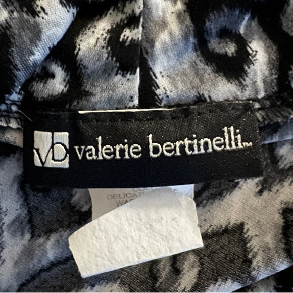 Valerie Bertinelli Sheath Dress/Top Black White Geometric Pattern - Picture 5 of 5